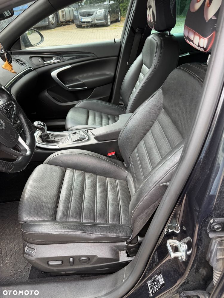 Opel Insignia - 11