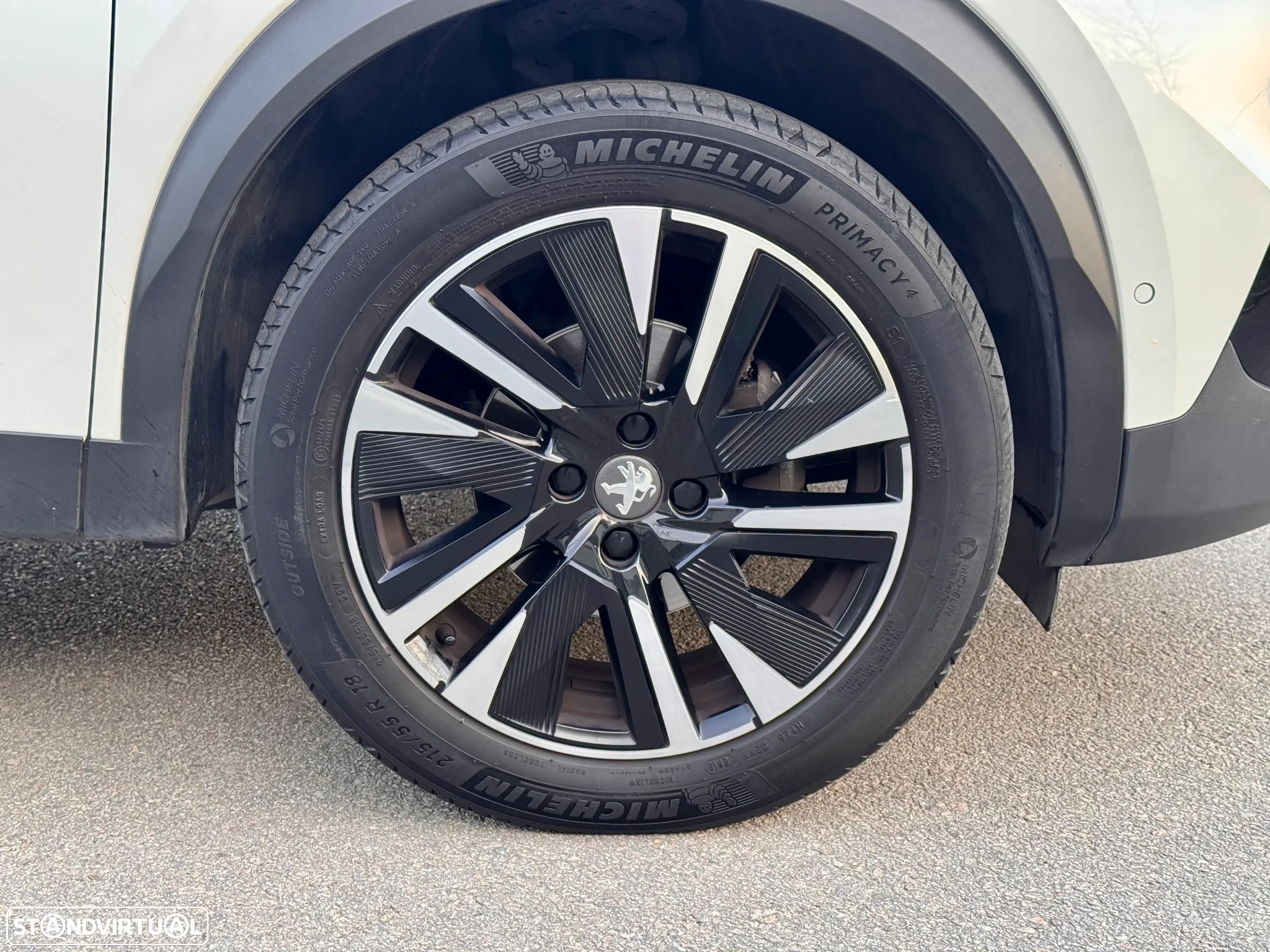 Peugeot 2008 1.2 PureTech GT Line - 21