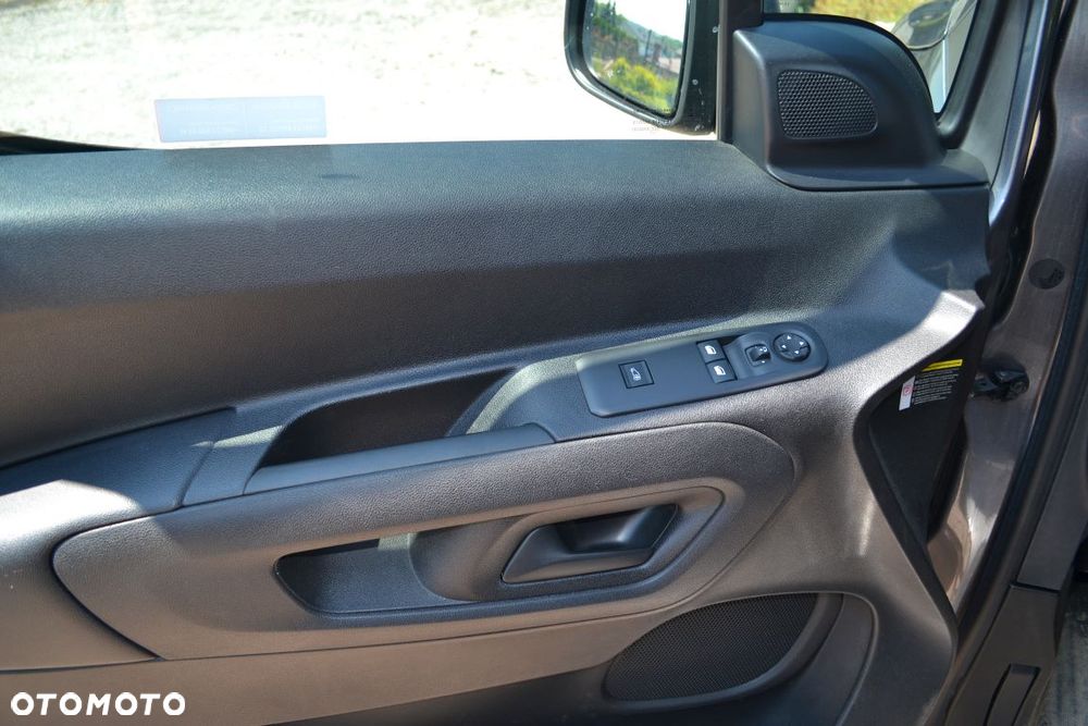 Toyota PROACE CITY - 7