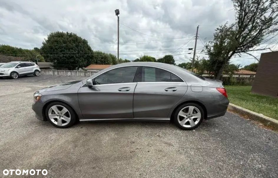 Mercedes-Benz CLA 250 4-Matic AMG Line - 5