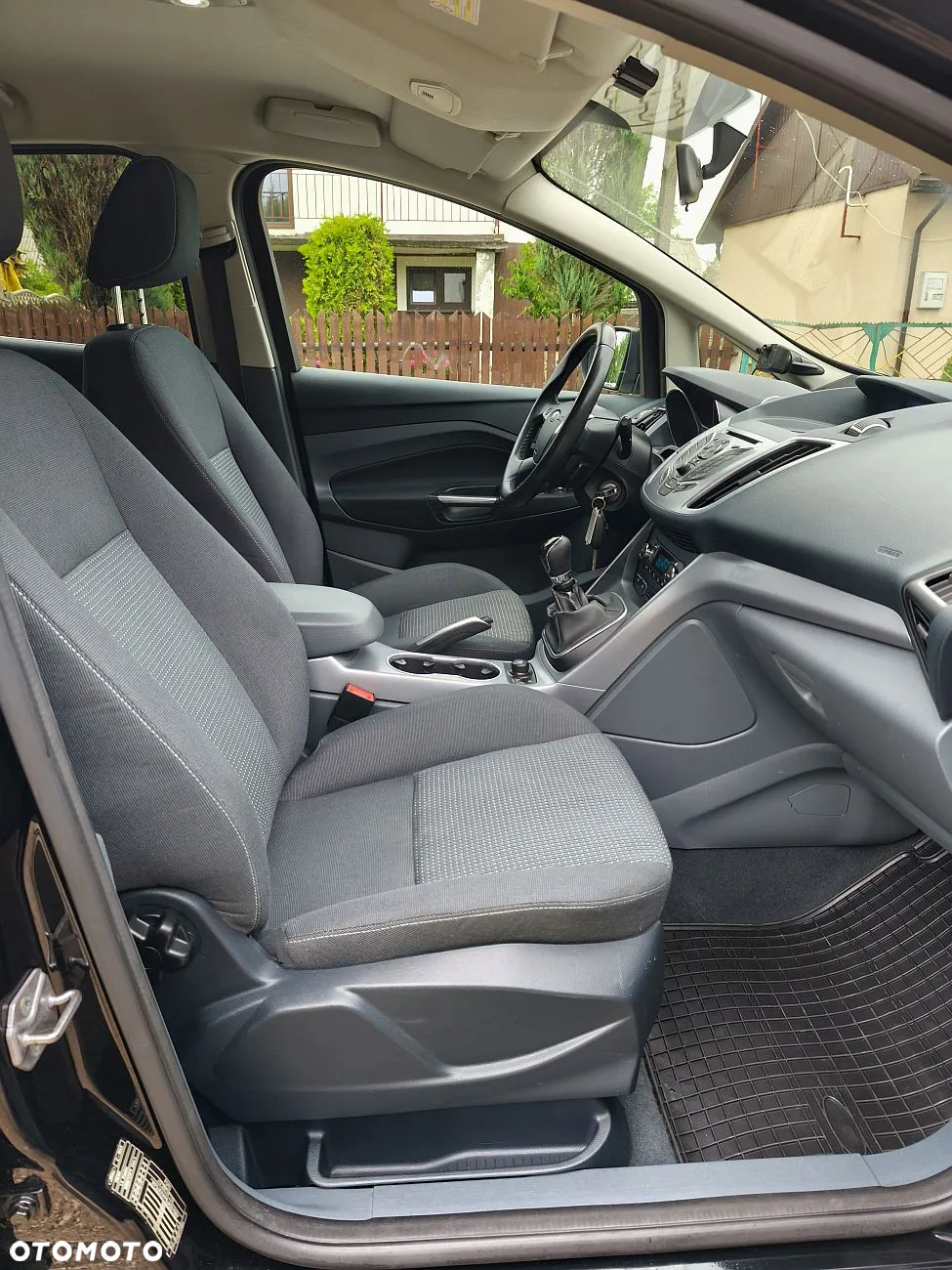 Ford C-MAX 1.6 Ti-VCT SYNC Edition - 30