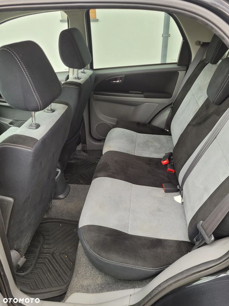 Suzuki SX4 1.6 Premium 4WD - 11