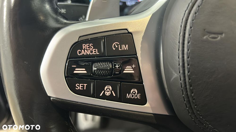 BMW Seria 5 545e xDrive - 24