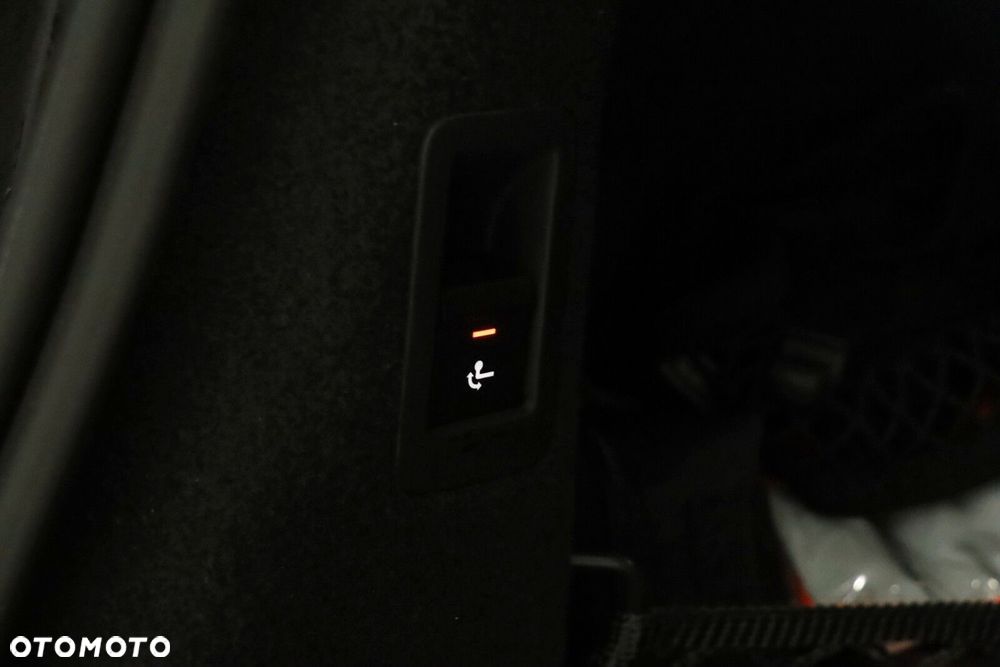 Audi A8 55 TFSI mHEV Quattro Tiptr - 35