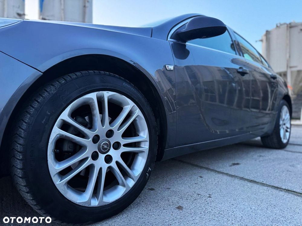 Opel Insignia 1.6 - 29