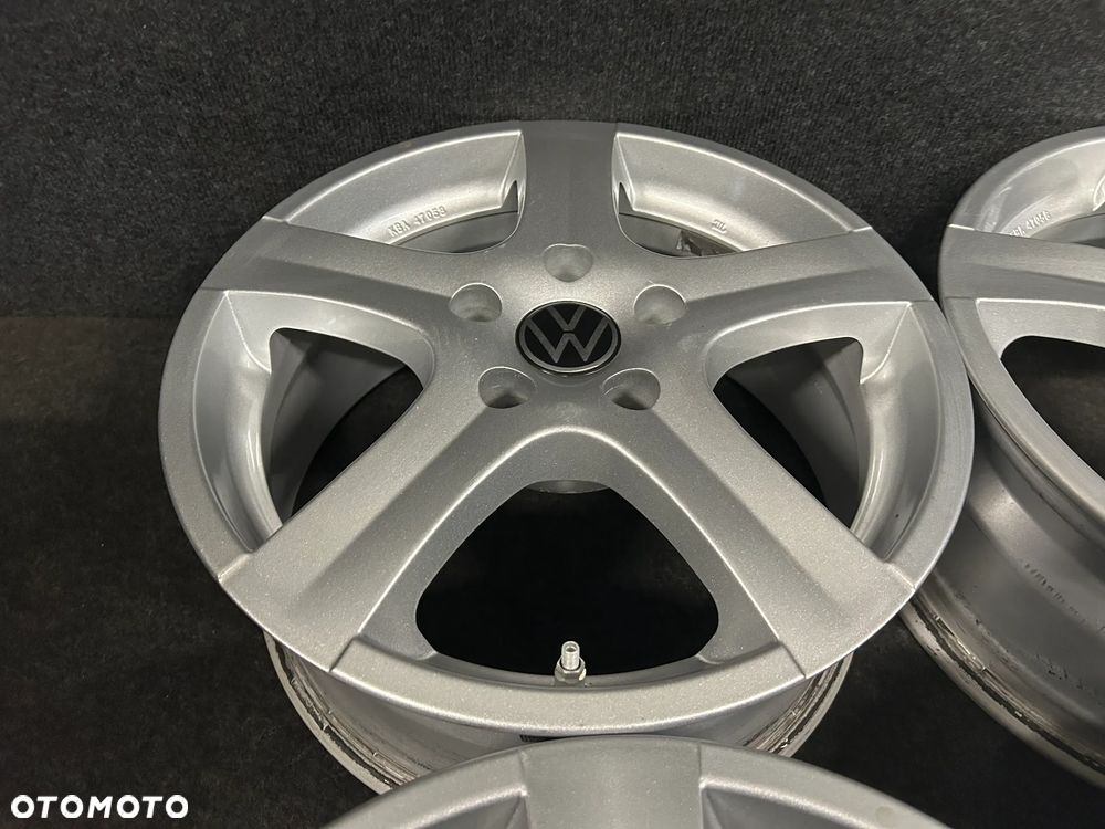 Alufelgi VW Golf 5, 6, Golf Plus, Touran, Caddy 16 cali 5x112 4szt. - 14
