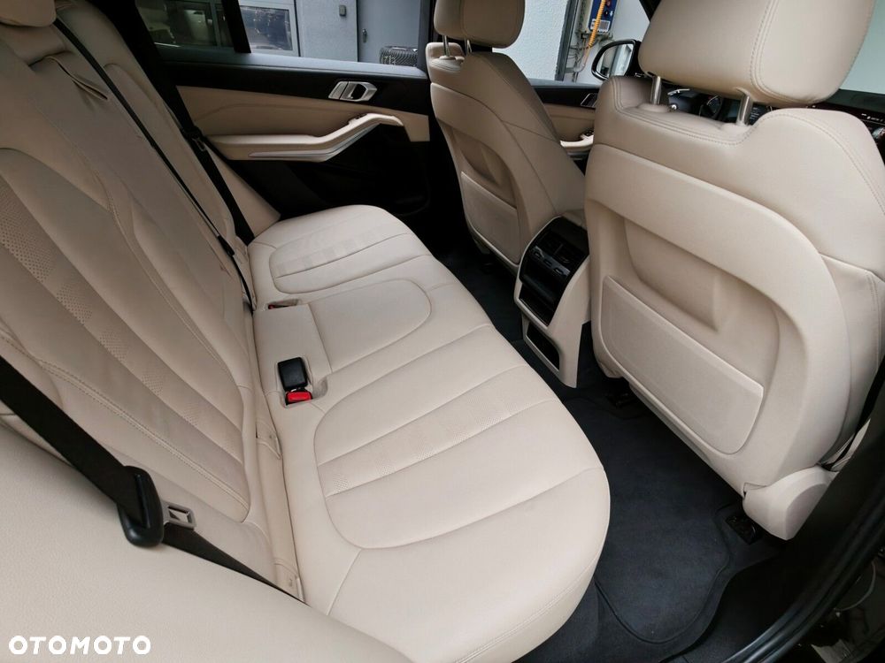 BMW X5 - 12