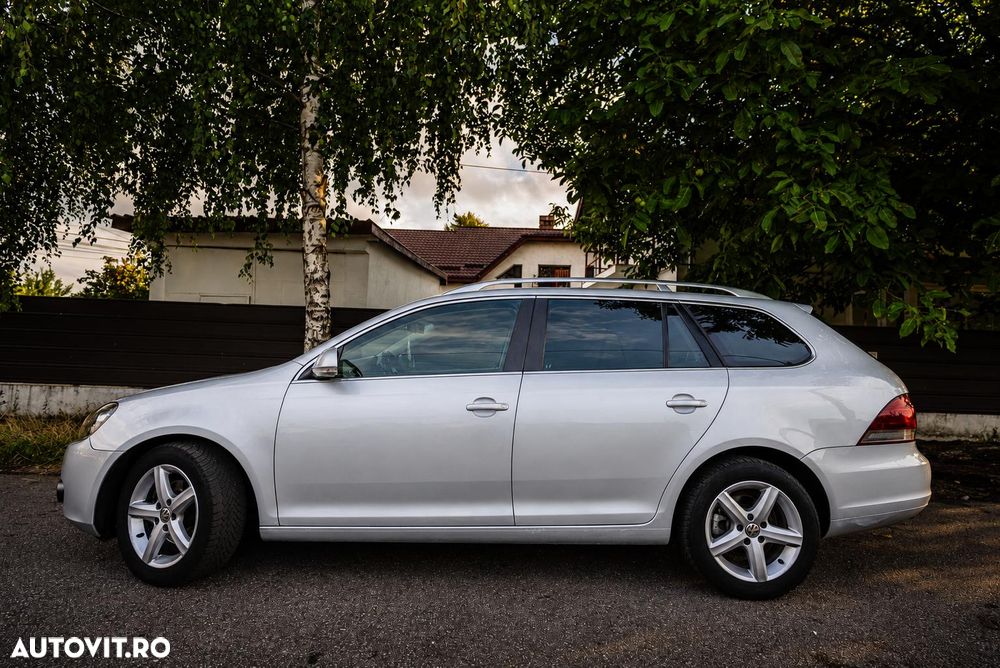 Volkswagen Golf 1.6 TDI DPF BlueMotion - 5