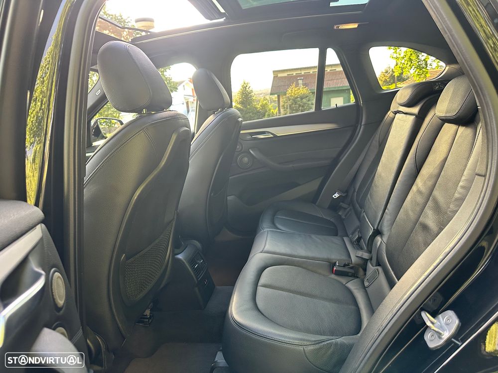 BMW X1 18 d xDrive Auto Pack M - 32