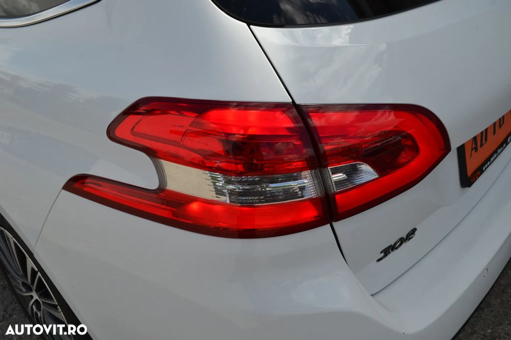 Peugeot 308 SW 1.5 BlueHDi FAP STT EAT8 Allure - 34