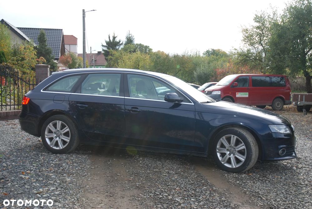 Audi A4 Avant - 6
