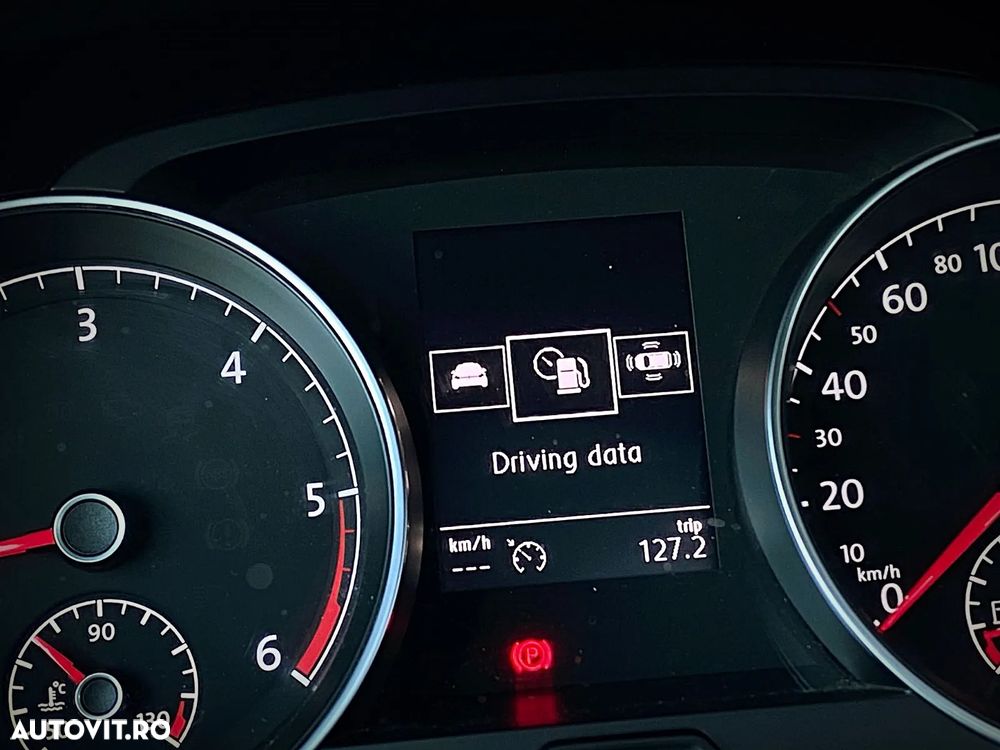 Volkswagen Golf 1.6 TDI DSG Join - 37