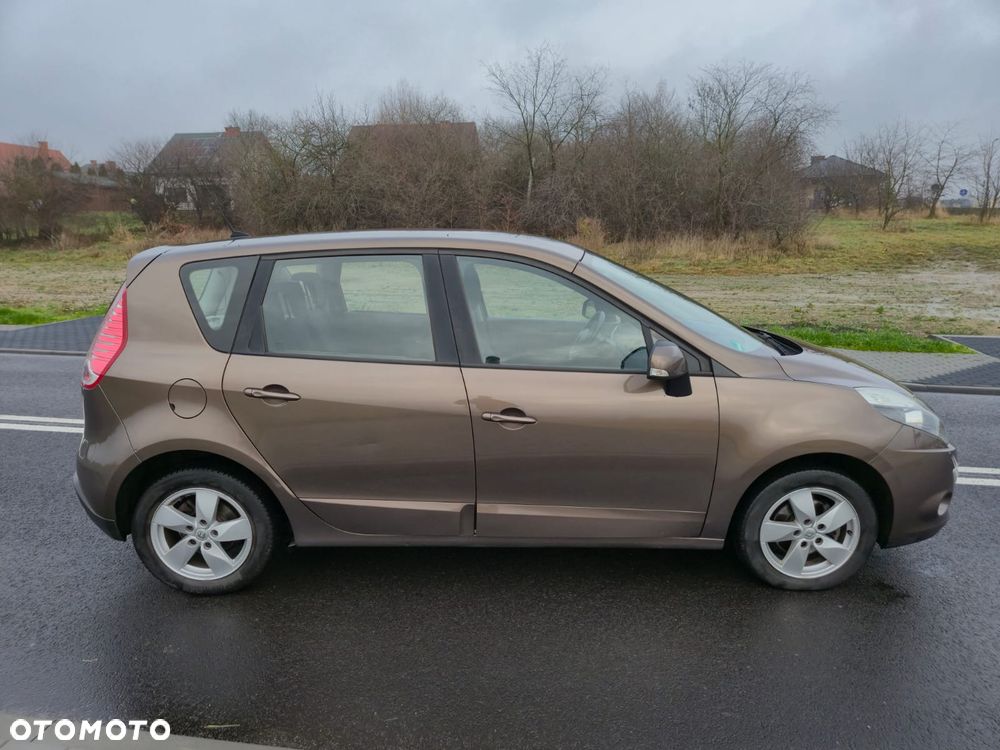 Renault Scenic 1.6 16V 110 Dynamique - 5