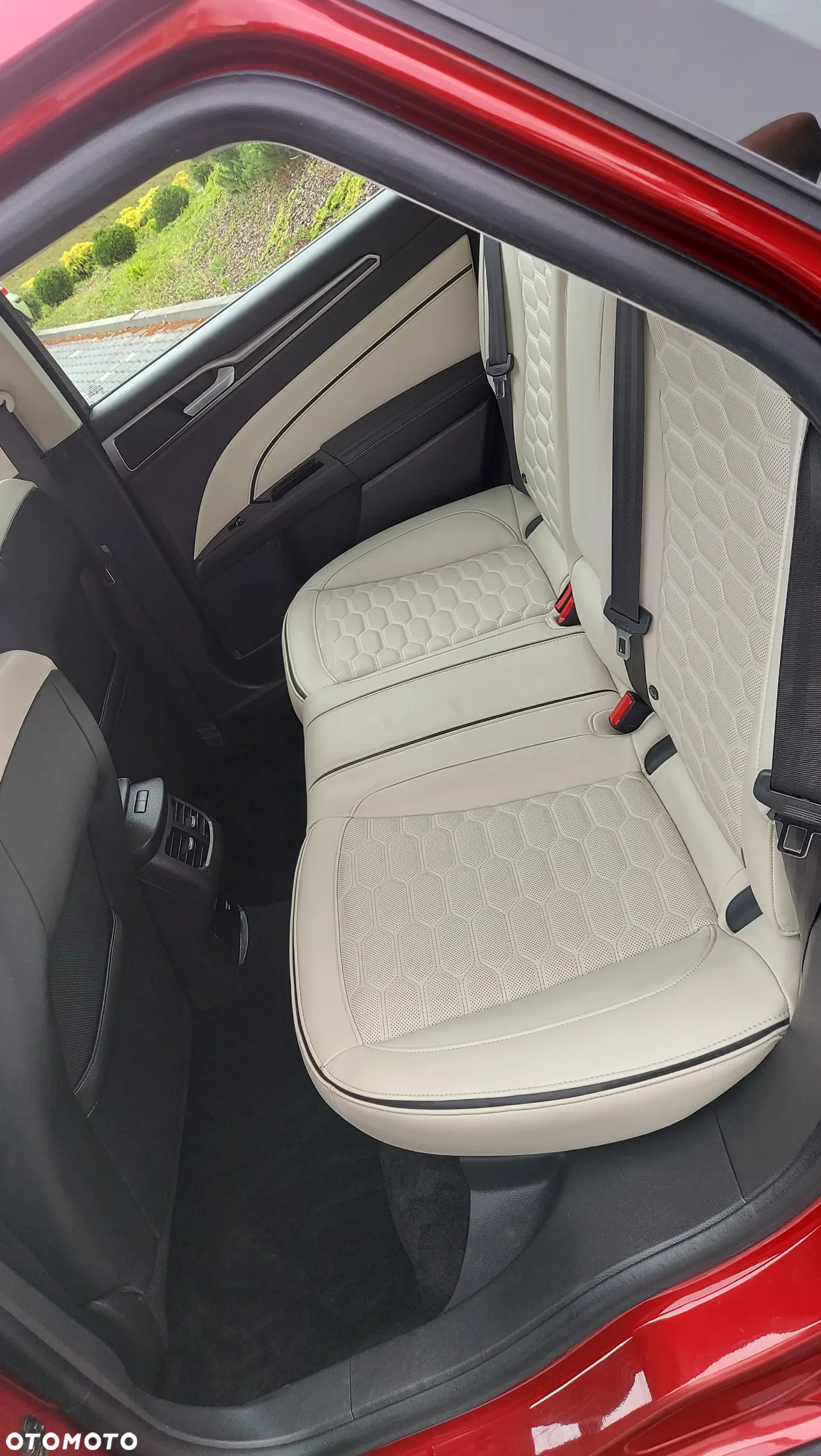 Ford Mondeo 2.0 EcoBlue Vignale - 17