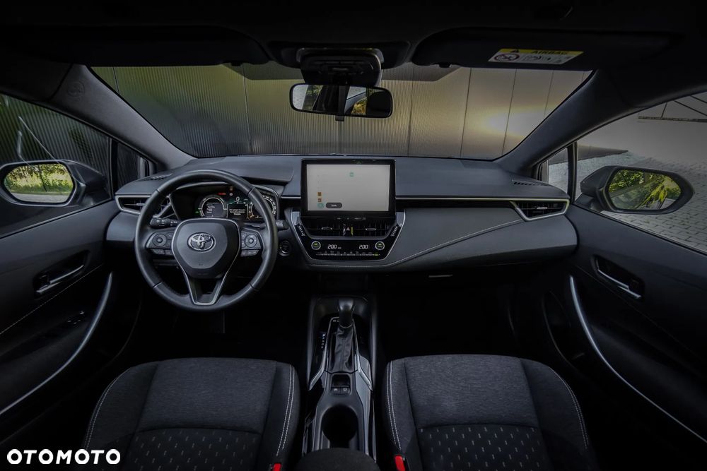 Toyota Corolla 1.8 Hybrid Comfort - 8