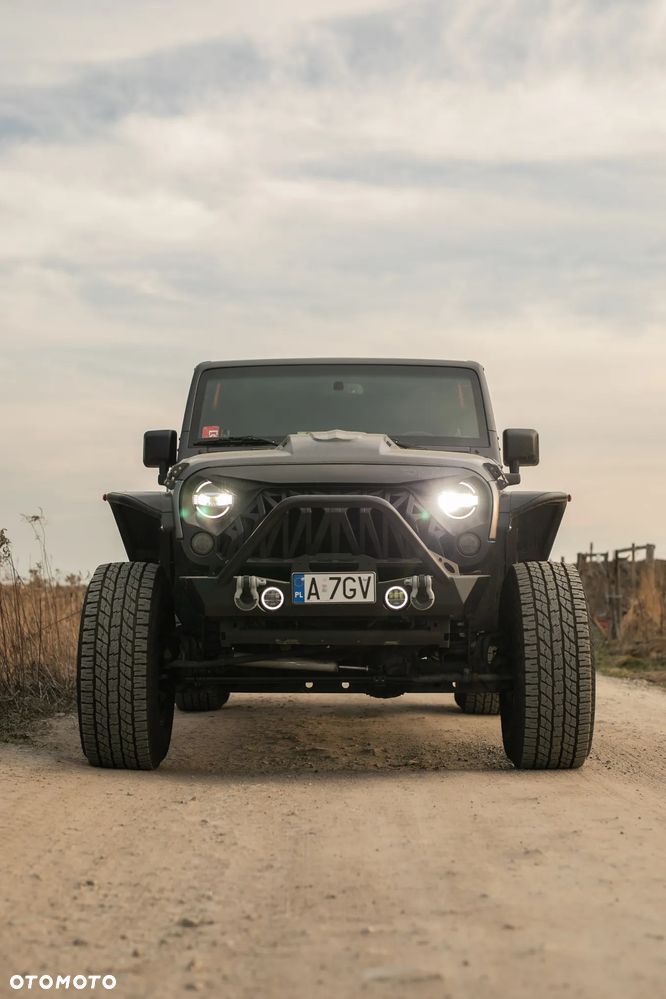 Jeep Wrangler 3.6 Unlim Sahara - 4