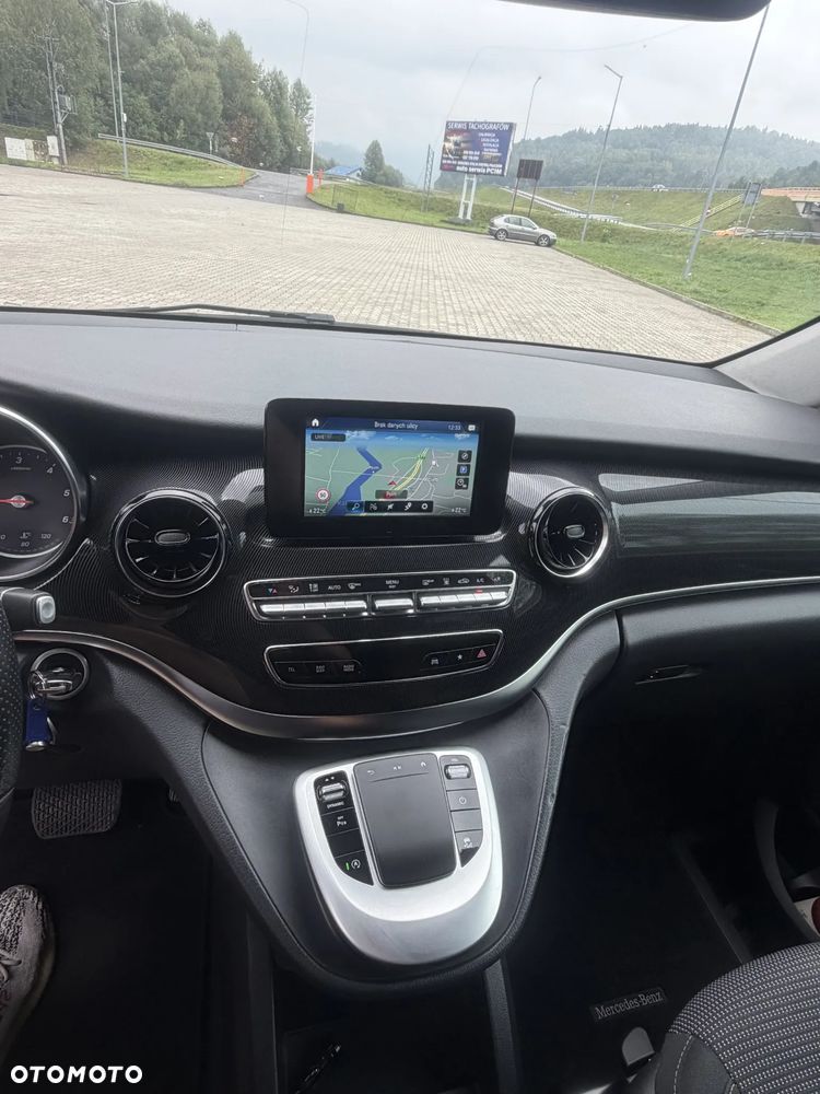 Mercedes-Benz Klasa V 220 d 4-Matic 9G-Tronic - 13