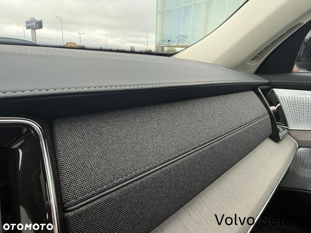 Volvo XC 90 - 37