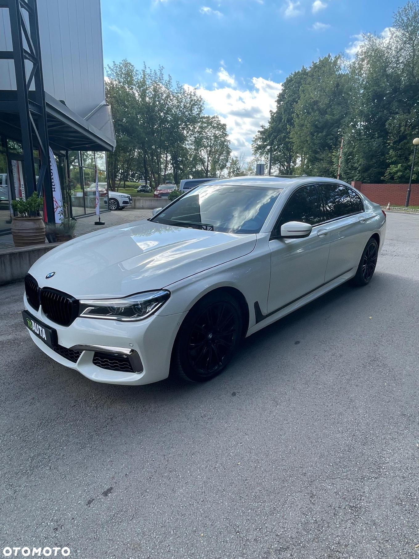 BMW Seria 7 750Li xDrive - 5
