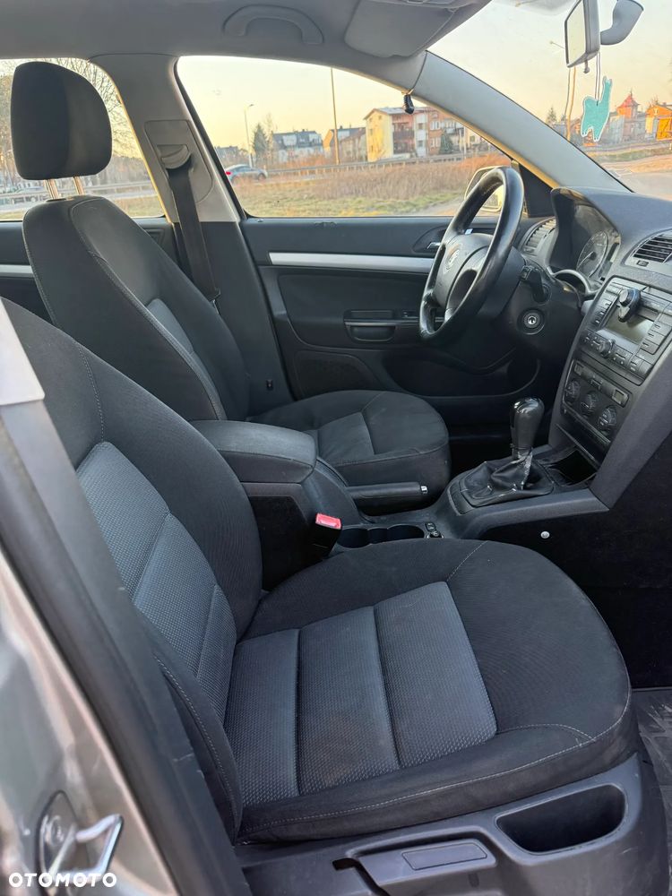 Skoda Octavia 1.9 TDI Ambiente - 8