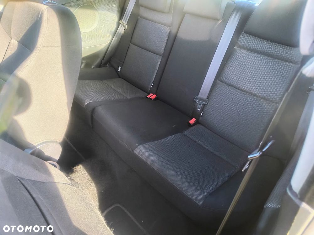 Peugeot 207 110 HDi FAP (Blue Lion) Platinum - 5