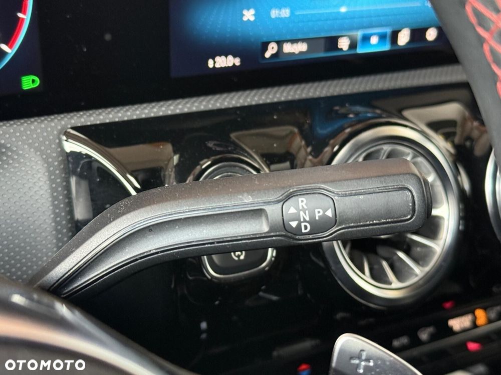 Mercedes-Benz CLA 200 d 4-Matic AMG Line 8G-DCT - 20