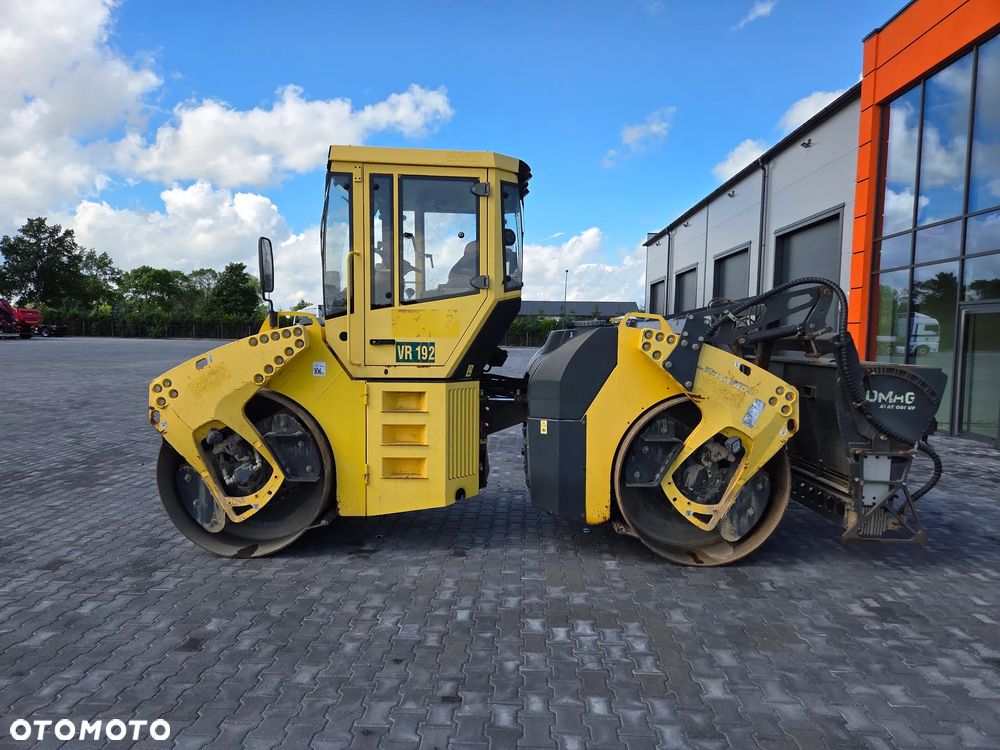 Bomag 154 AD Rozsypywacz do grysu - 2