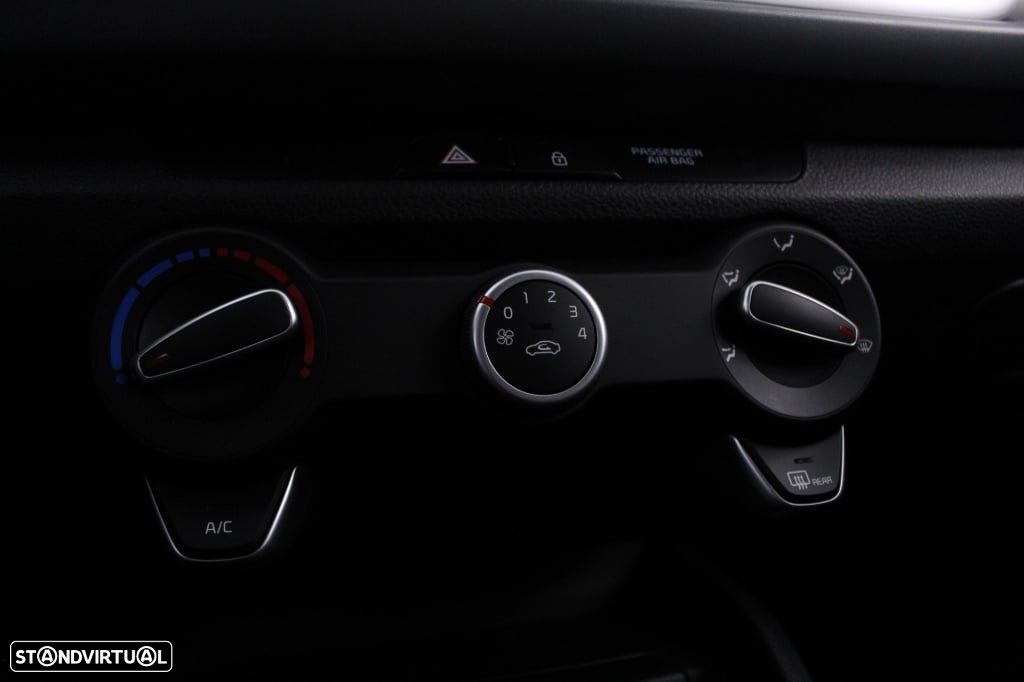 Kia Rio 1.2 CVVT Dynamic - 29