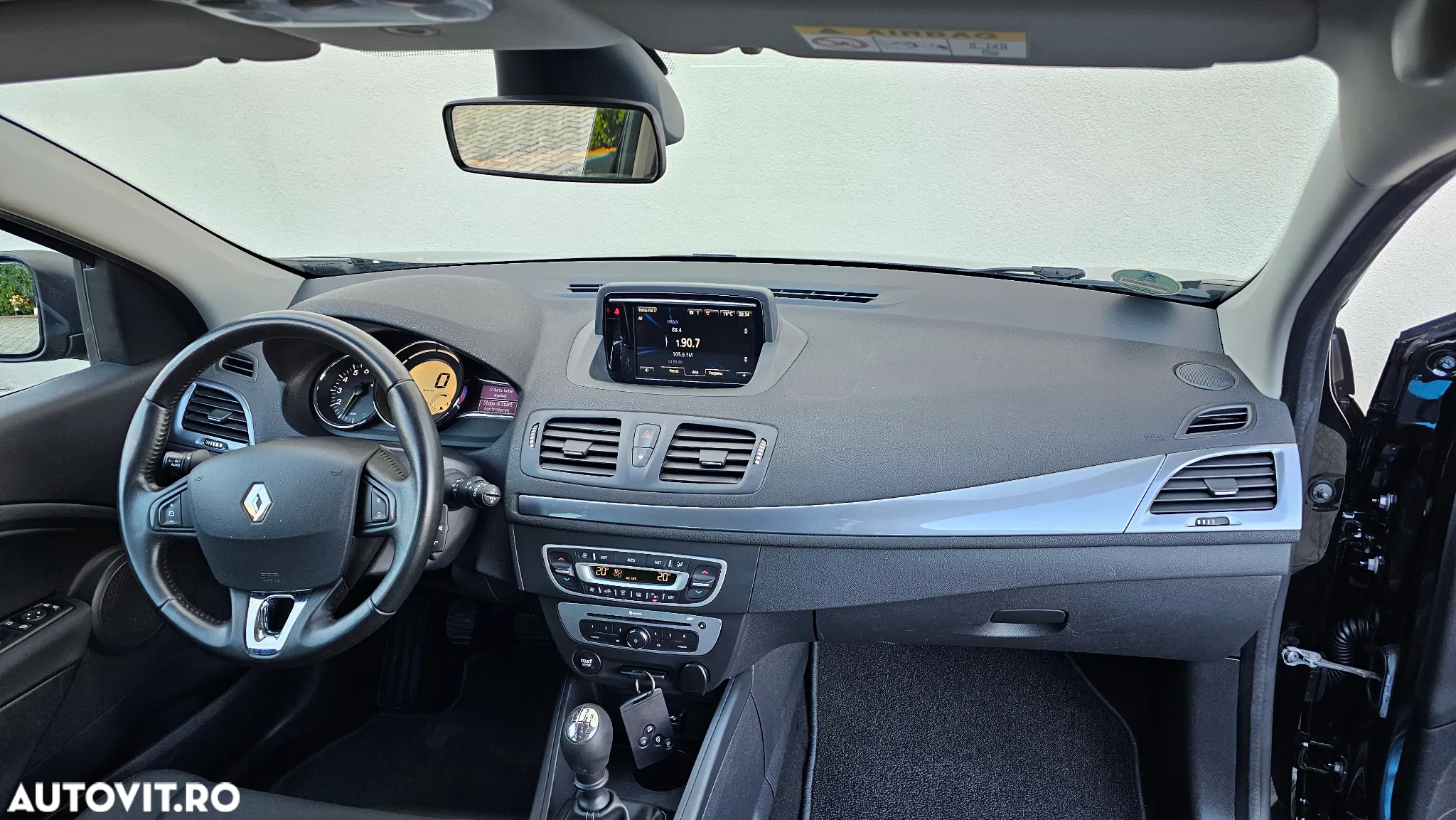 Renault Megane ENERGY TCe 115 Start & Stop LIMITED - 9