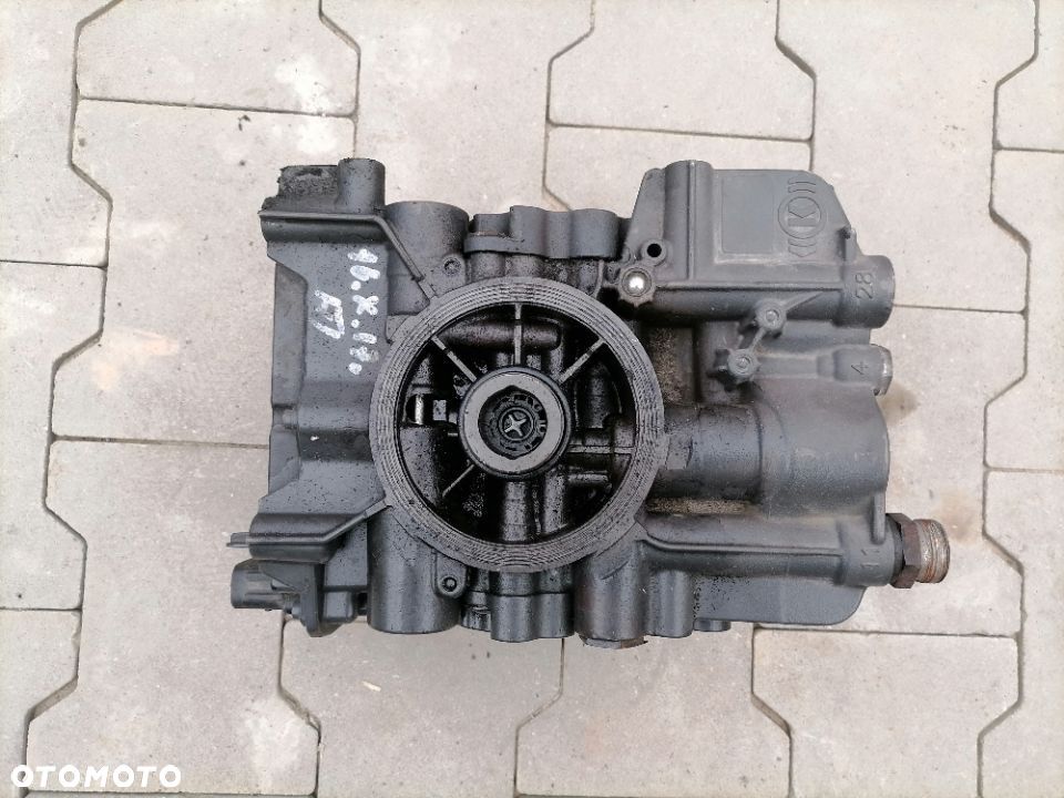 Zawór EAPU osuszacz Mercedes Actros MP4 0004466464 - 3