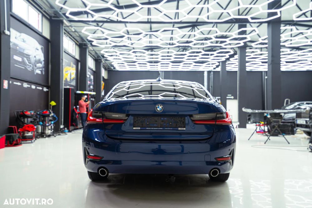 BMW Seria 3 318d Aut. - 9