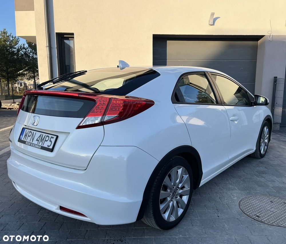 Honda Civic 1.8 i-VTEC Executive - 11