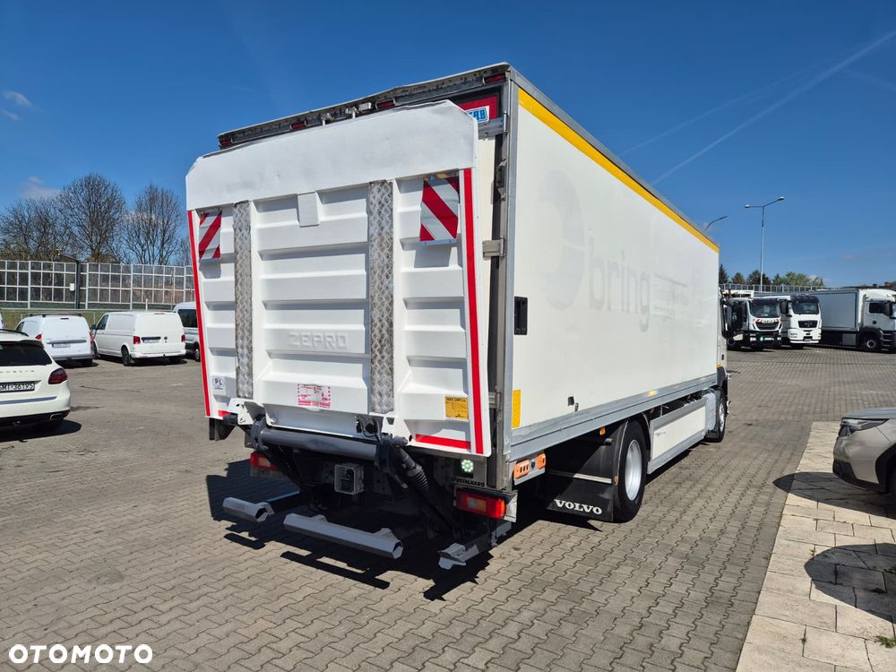 Volvo FM 340 4X2 / CHŁODNIA IZOTERMA / CARRIER VECTOR i350 / WINDA 2500KG / BEZWYPADKOWY / 1 WŁ / EURO 6 / AUTOMAT / IDEALNY / 9000KG ŁADOWNOŚĆ / WEBASTO - 7