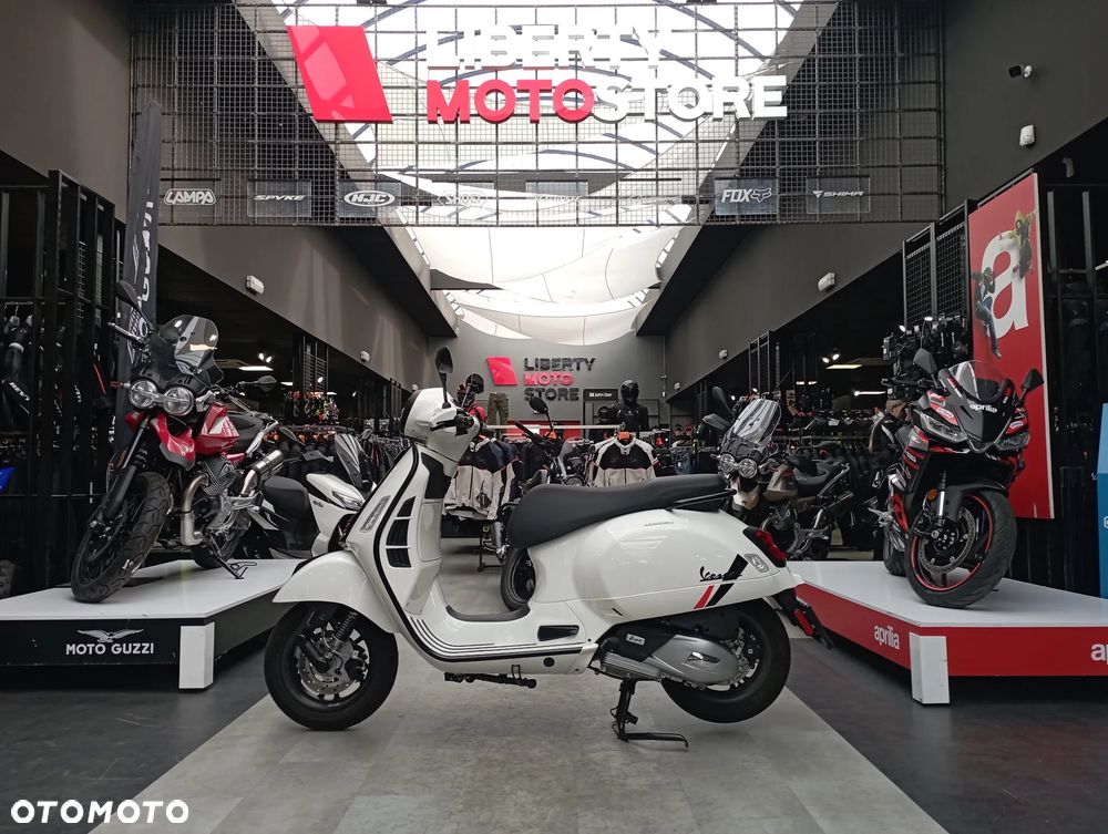 Vespa GTS - 8