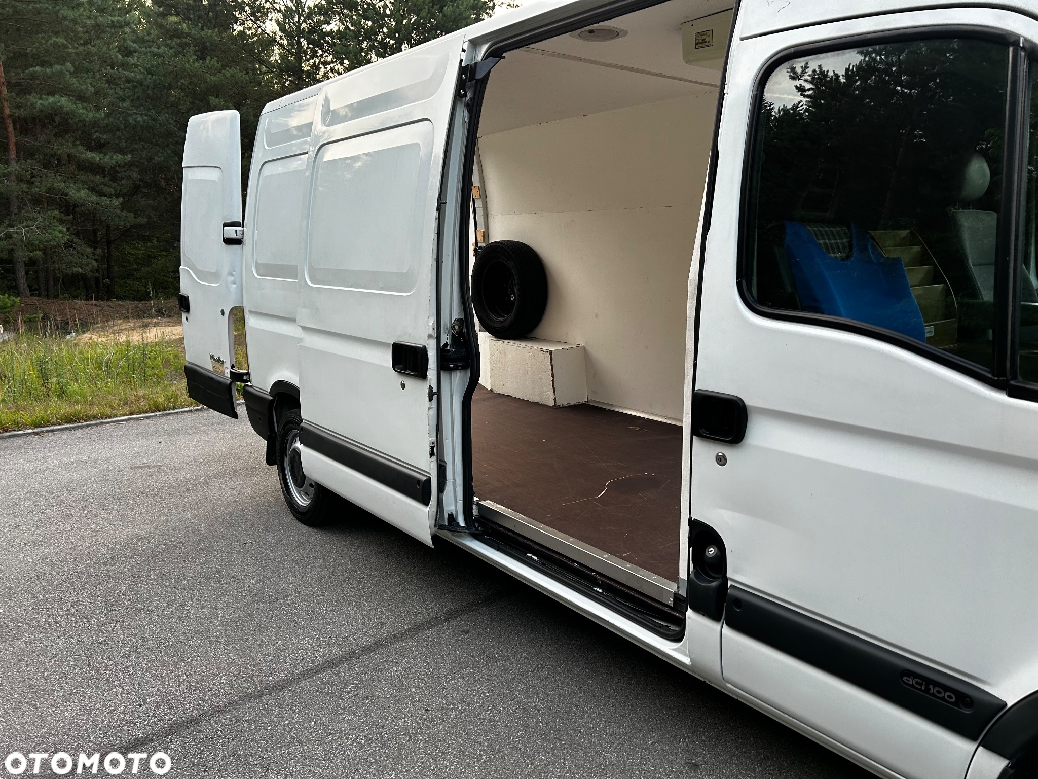 Renault Master 2.5 dCi L3H3 - 15