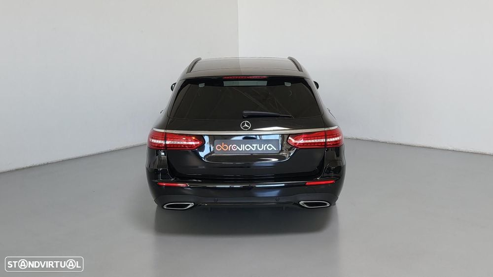 Mercedes-Benz E 300 de AMG Line - 6