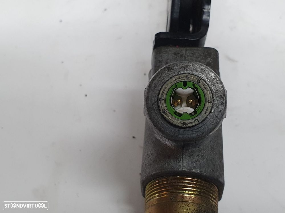Engate Cinto Frente Esq Peugeot 406 (8B) - 2