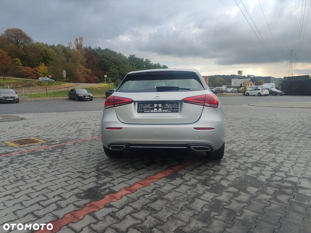 Mercedes-Benz Klasa A 180 d Progressive 7G-DCT - 4