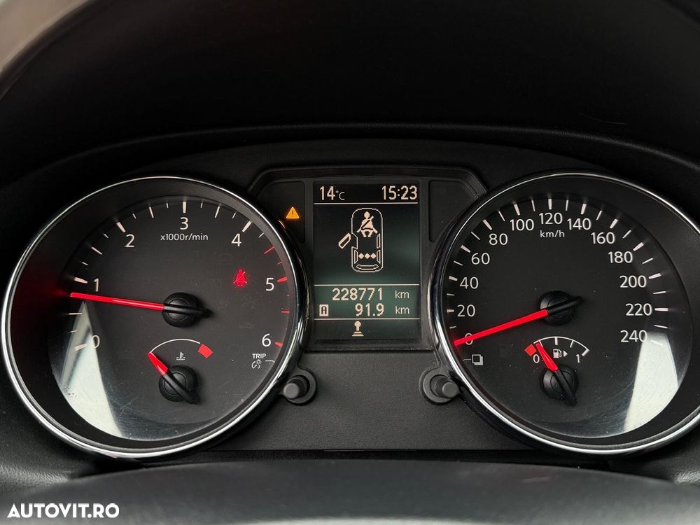 Nissan Qashqai 1.5 DCI TEKNA - 19