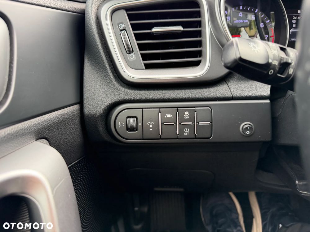 Kia Ceed 1.5 T-GDI L - 16