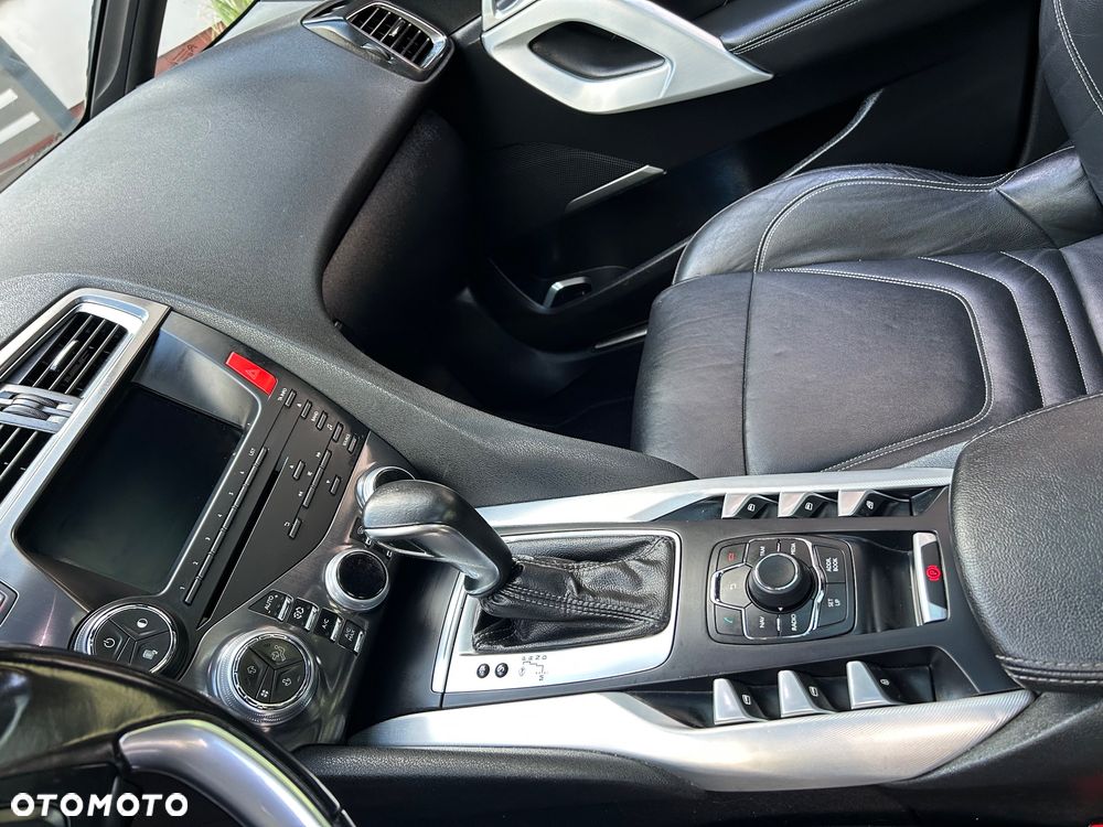 Citroën DS5 2.0 HDi Pure Pearl - 28