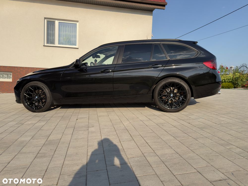 BMW Seria 3 318d - 2