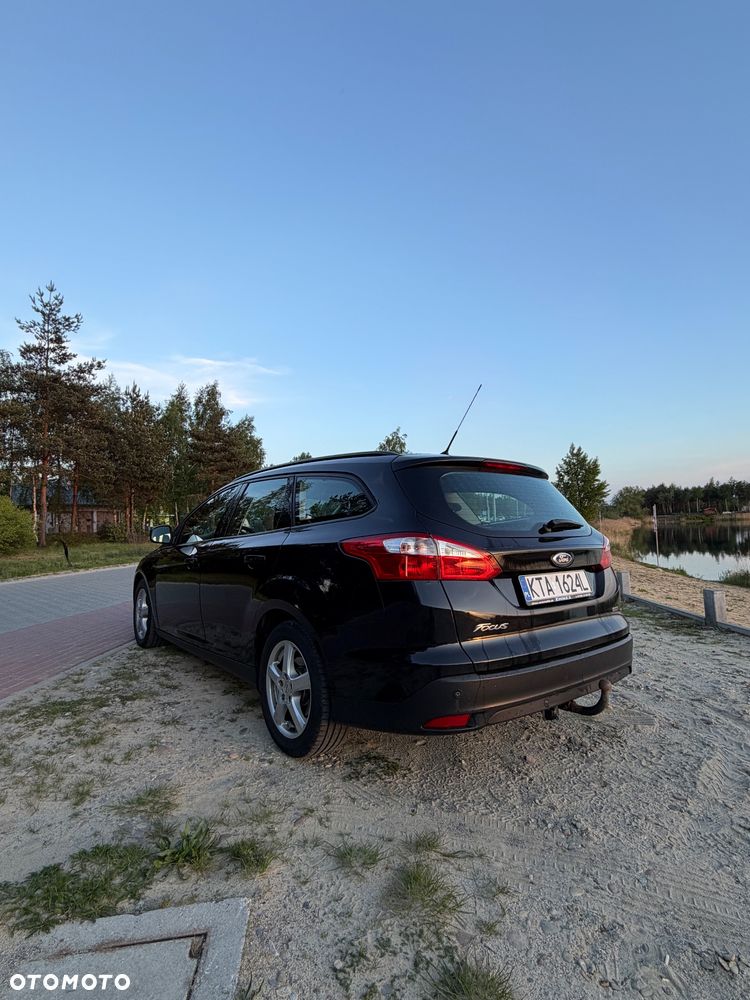 Ford Focus SW 1.6 TDCi DPF S&S Trend - 10