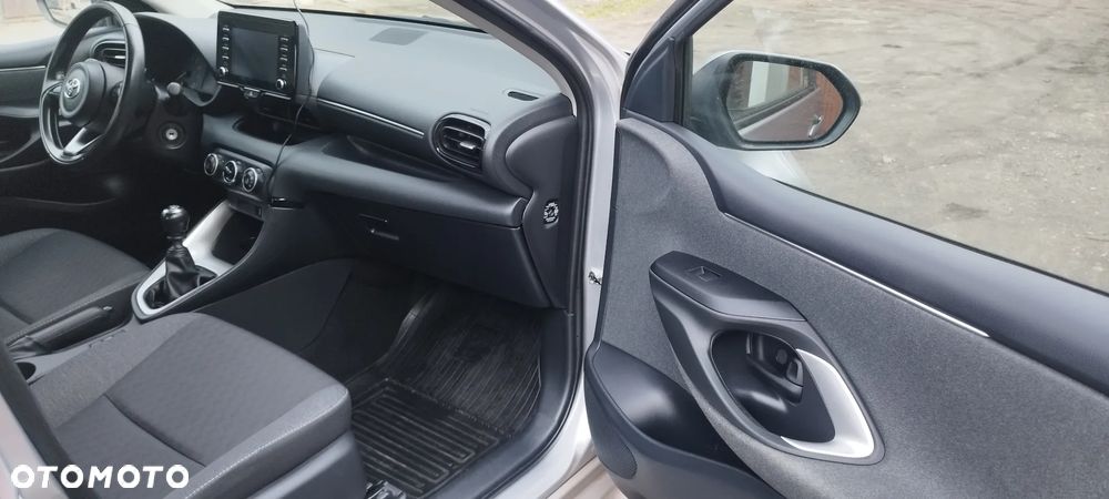 Toyota Yaris 1.5 Comfort - 22