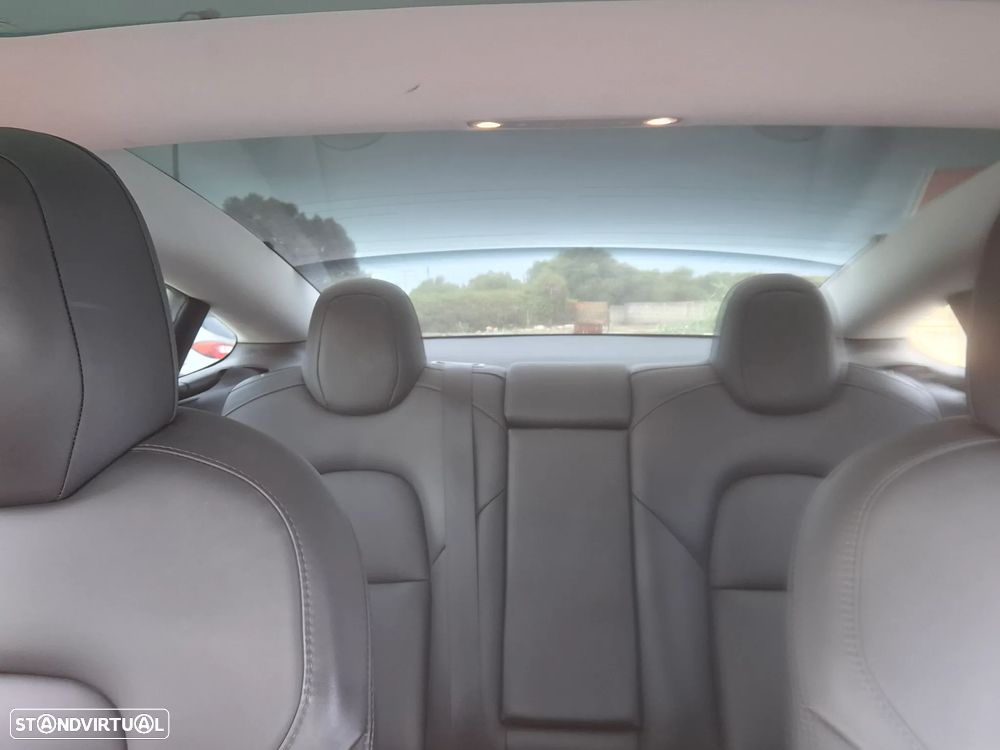Tesla Model 3 - 14