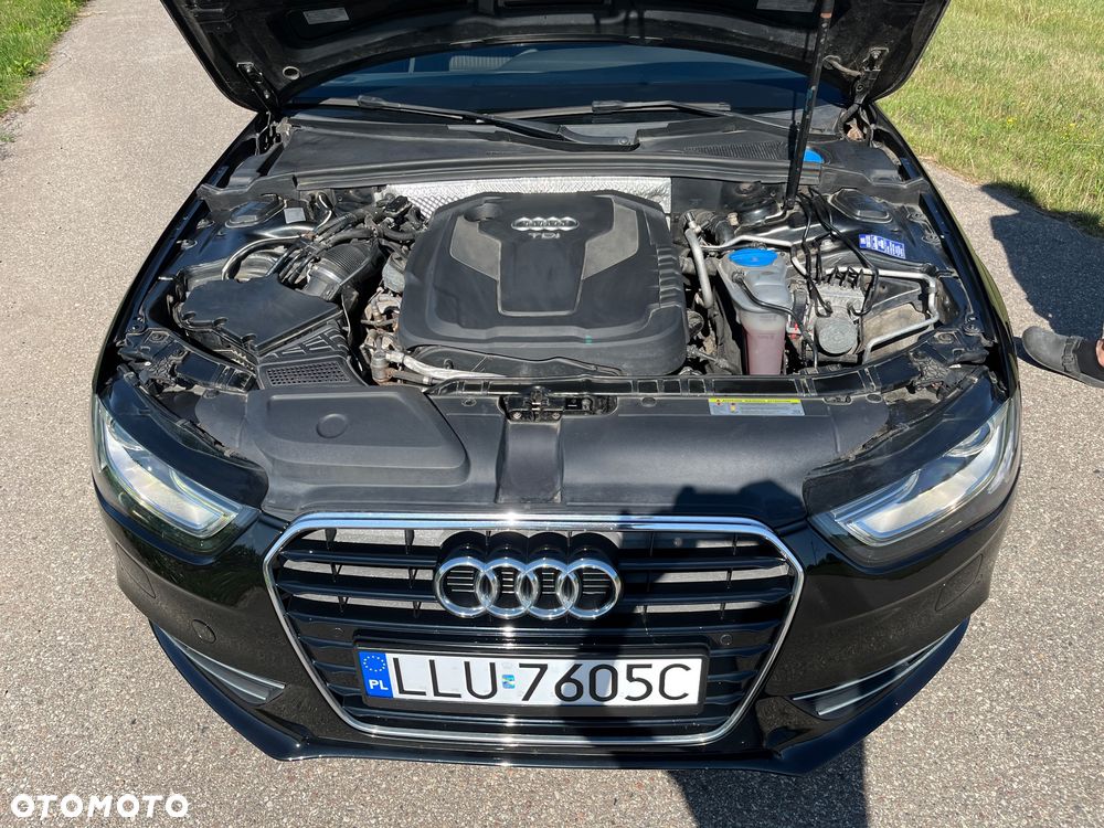 Audi A4 Avant 2.0 TDI - 8