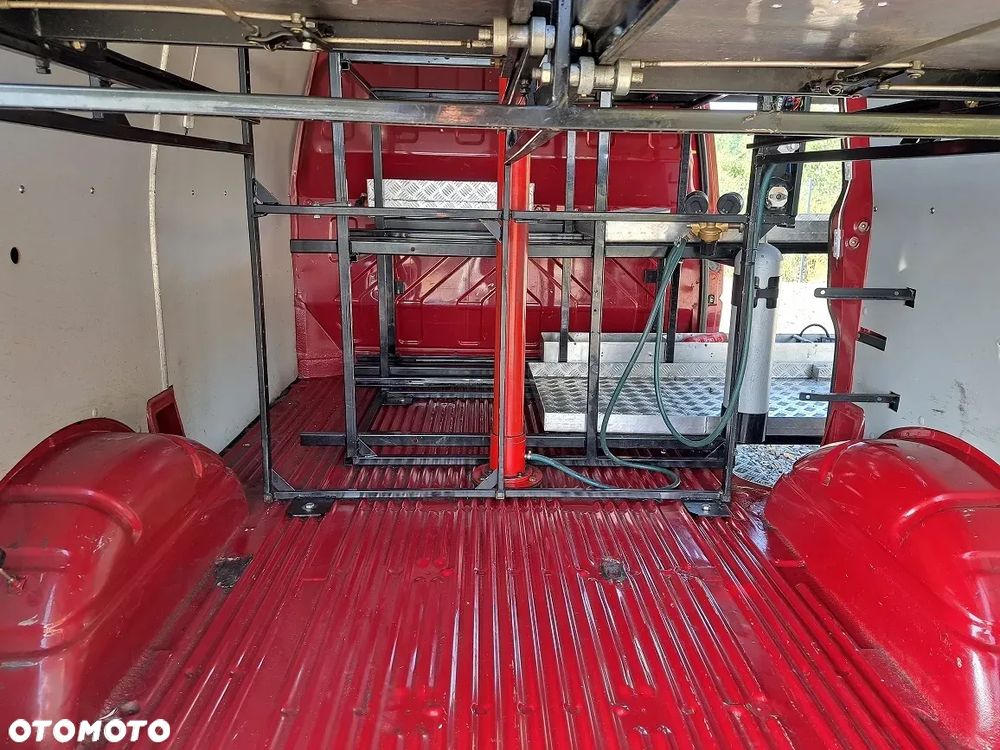 Volkswagen Transporter - 19