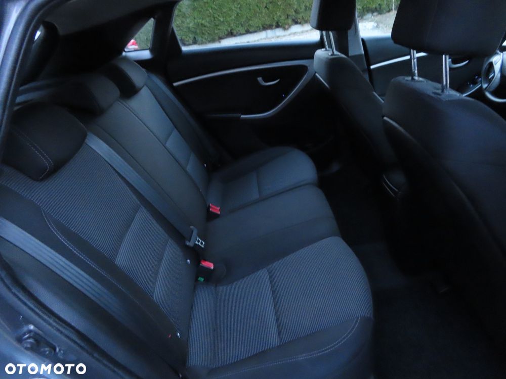 Hyundai i30 1.4 Trend - 15