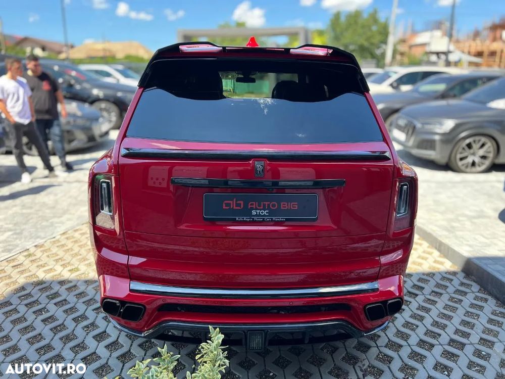 Rolls-Royce Cullinan - 7