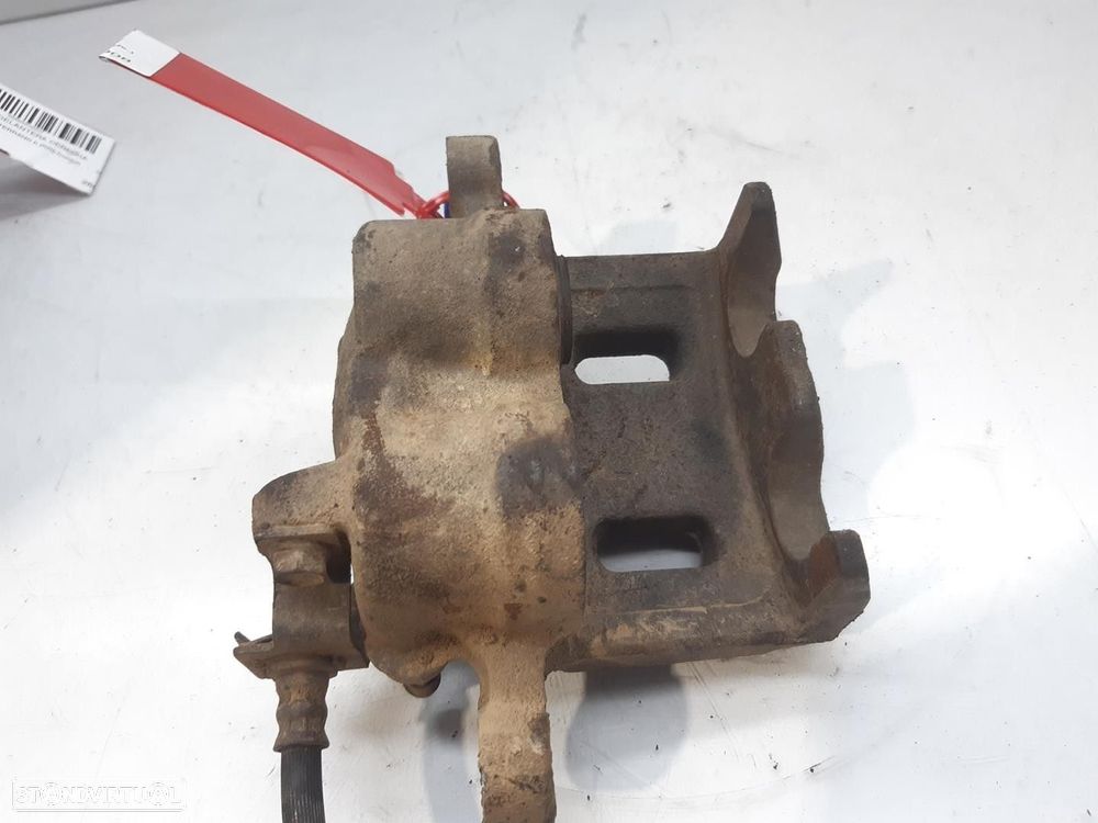 PINÇA TRAVÃO FRONTAL DIREITA MITSUBISHI PAJERO 1997 - 3